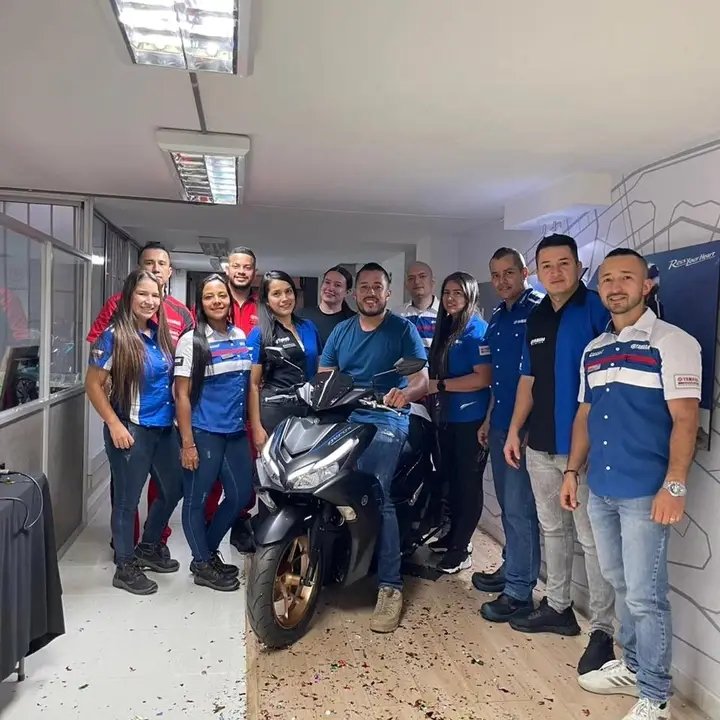 Equipo de Asesores y Técnicos de Yamaha Oriente Guarne